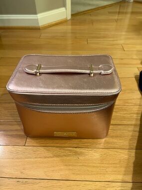 Lancôme Metallic Rose Travel Case NWOT